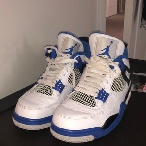 Jordan 4 Retro Motorsport